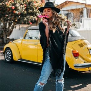 Boho life clothing co poncho NWT